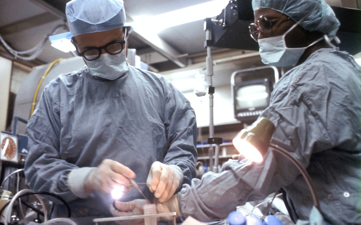 Instrumental médico quirúrgico y odontológico